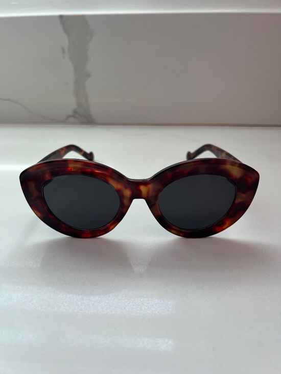 Accessories - Tortoise Brown Shell Acetate Oval Sunglasses Chunky Frame (NEW)